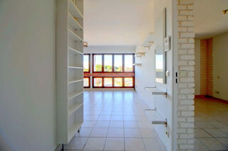  Appartement à louer 2 pièces 45 m²
