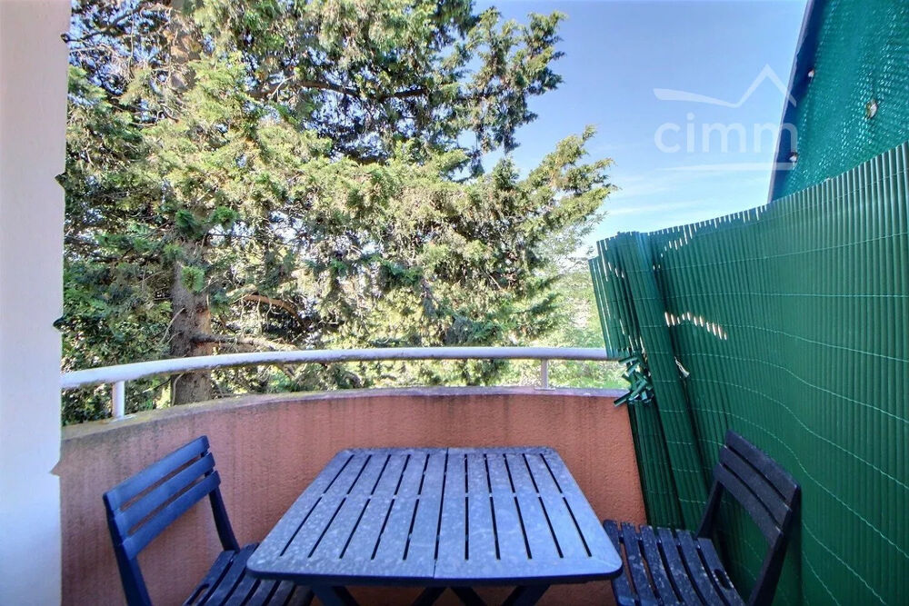 STUDIO 28 m2 AVEC BALCON vendu loué