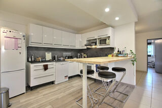  Colocation à louer 1 pièce 97 m²