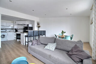  Immeuble � vendre 4 pi�ces 74 m�