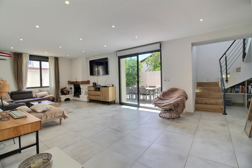 Estanove, Villa T5 de 186 m2 avec jardin, terrasse, piscine.