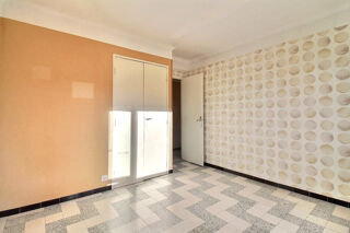  Appartement � vendre 5 pi�ces 77 m�