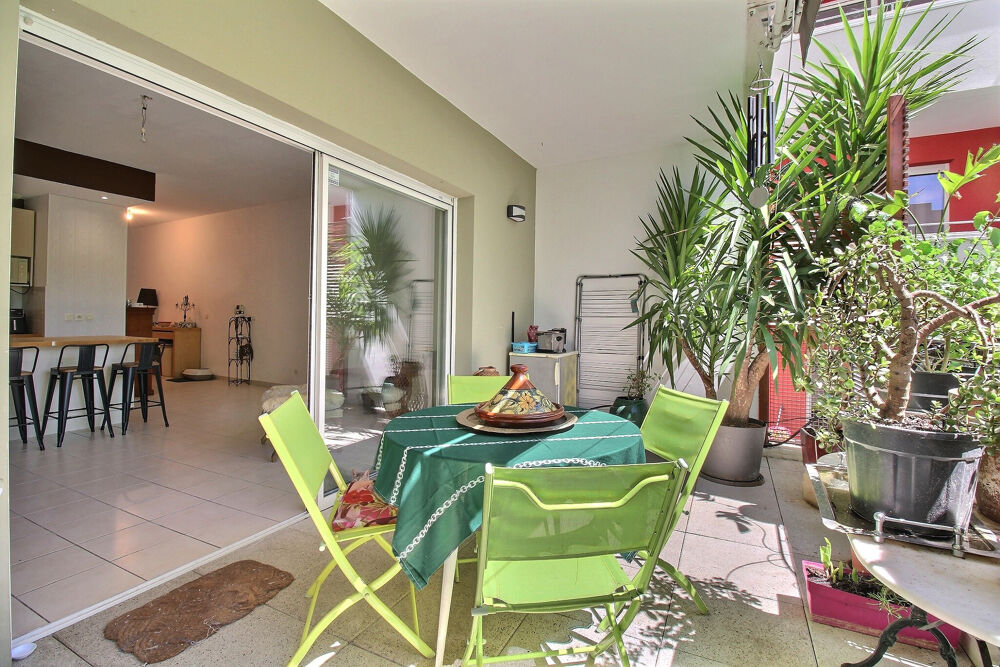 Vente Appartement Ovalie, duplex T4 de 96 m2 en rez-de-jardin avec loggia, jardin et garage. Montpellier