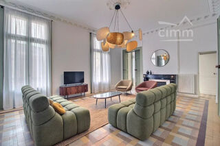  Appartement � louer 5 pi�ces 202 m�