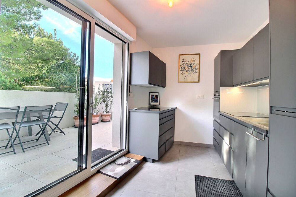 Vente Appartement À VENDRE, Montpellier, Croix d'Argent, DERNIER ÉTAGE, appartement T4 de 84,24 m2 avec terrasse de 50 m2. Montpellier