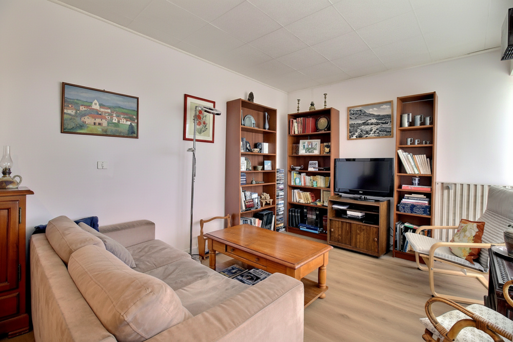Vente Appartement Estanove, T3 de 76 m2 avec loggia, cave et place de parking ! Montpellier