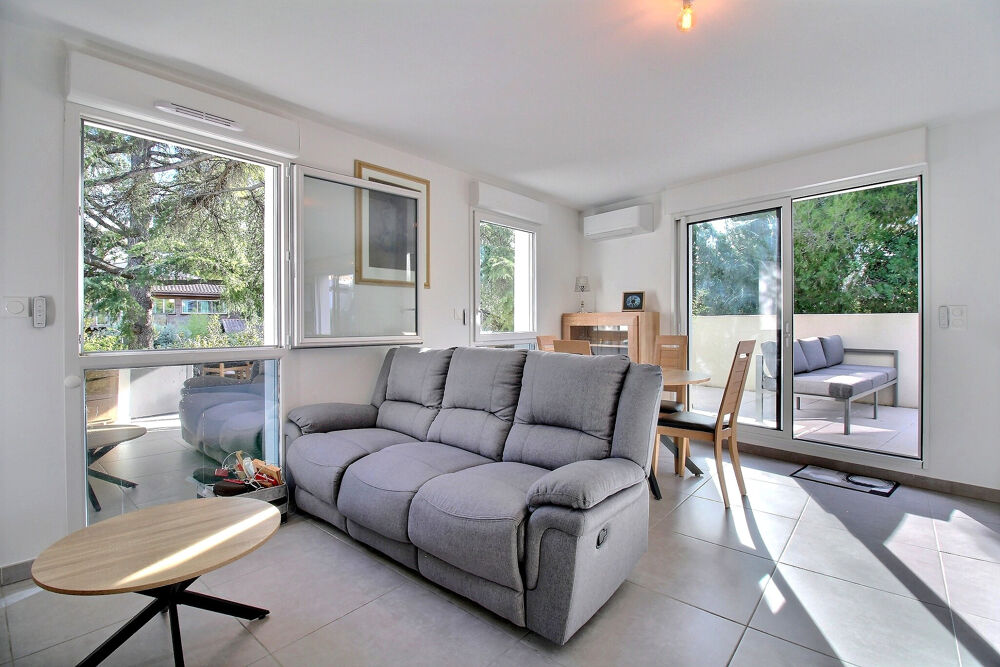 Vente Appartement À VENDRE, Montpellier, Croix d'Argent, DERNIER ÉTAGE, appartement T4 de 84,24 m2 avec terrasse de 50 m2. Montpellier