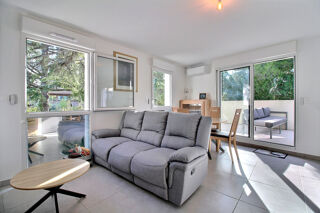 Vente Appartement À VENDRE, Montpellier, Croix d'Argent, DERNIER ÉTAGE, appartement T4 de 84,24 m2 avec terrasse de 50 m2. Montpellier