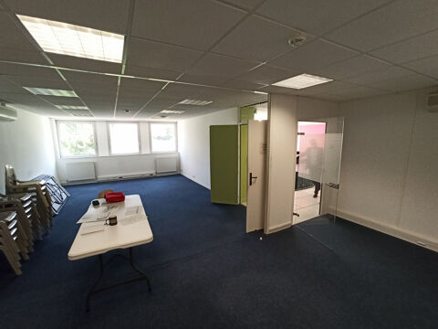 LOCATION BUREAUX 682 m2 5500 87350 Panazol