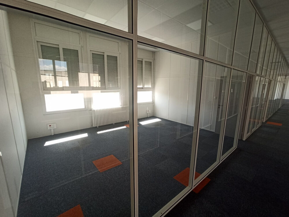   LIMOGES Location Plateau Bureaux 650m2 + 15 P 