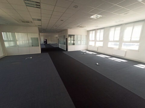   LIMOGES Location Plateau Bureaux 500m2 + 11 P 