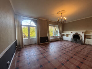  Maison  vendre 6 pices 251 m