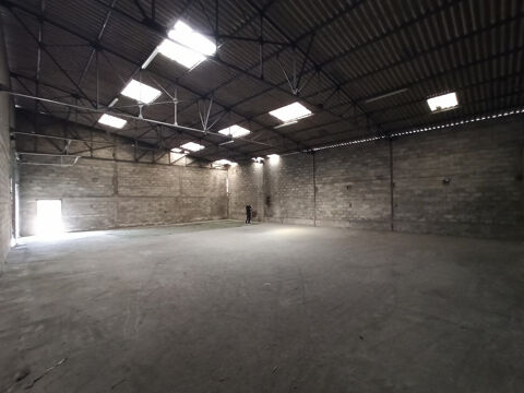 LOCATION BRIVE (19) - 300M2 STOCKAGE 1320 19100 Brive la gaillarde