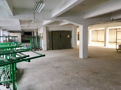 Location LIMOGES CENTRE - 615 m2 Dépôt/Activités - RDC 2000 87000 Limoges