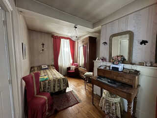  Maison � vendre 8 pi�ces 182 m�