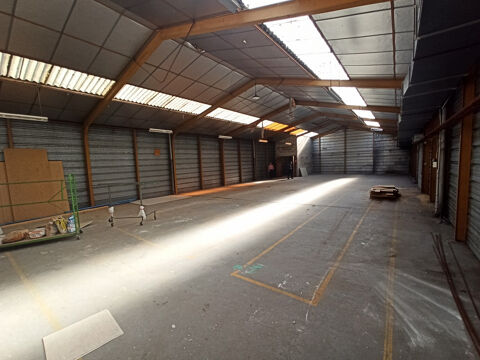 Location LIMOGES CENTRE - 250 m2 Dépôt/Activités - R+1 1500 87000 Limoges