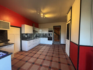  Maison  vendre 6 pices 251 m