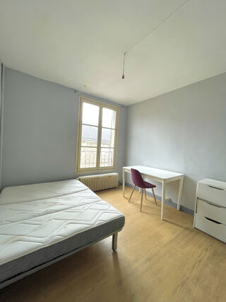  Appartement à louer 1 pièce 14 m²
