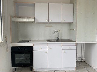  Appartement à louer 2 pièces 37 m²