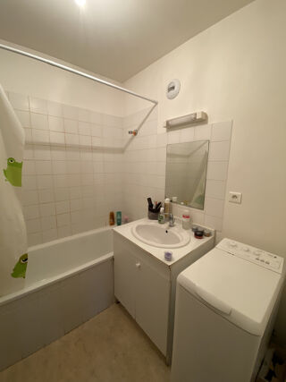  Appartement à louer 3 pièces 58 m²