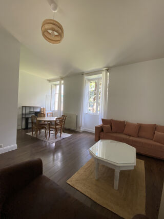  Appartement � louer 3 pi�ces 81 m�