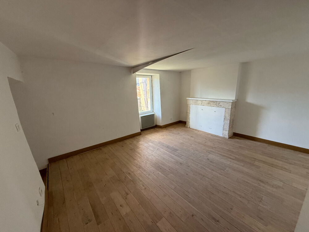 Vente Ferme Maison entiérement à rénover proche Futuroscope et LPI Jaunay-marigny