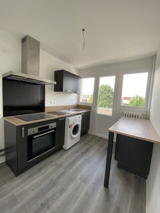  Appartement à louer 3 pièces 68 m²