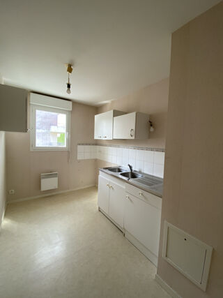  Appartement à louer 3 pièces 60 m²