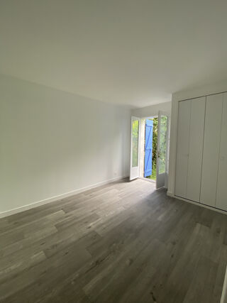  Appartement à louer 3 pièces 60 m²