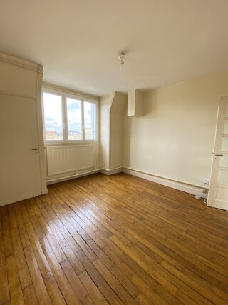  Appartement à louer 2 pièces 40 m²