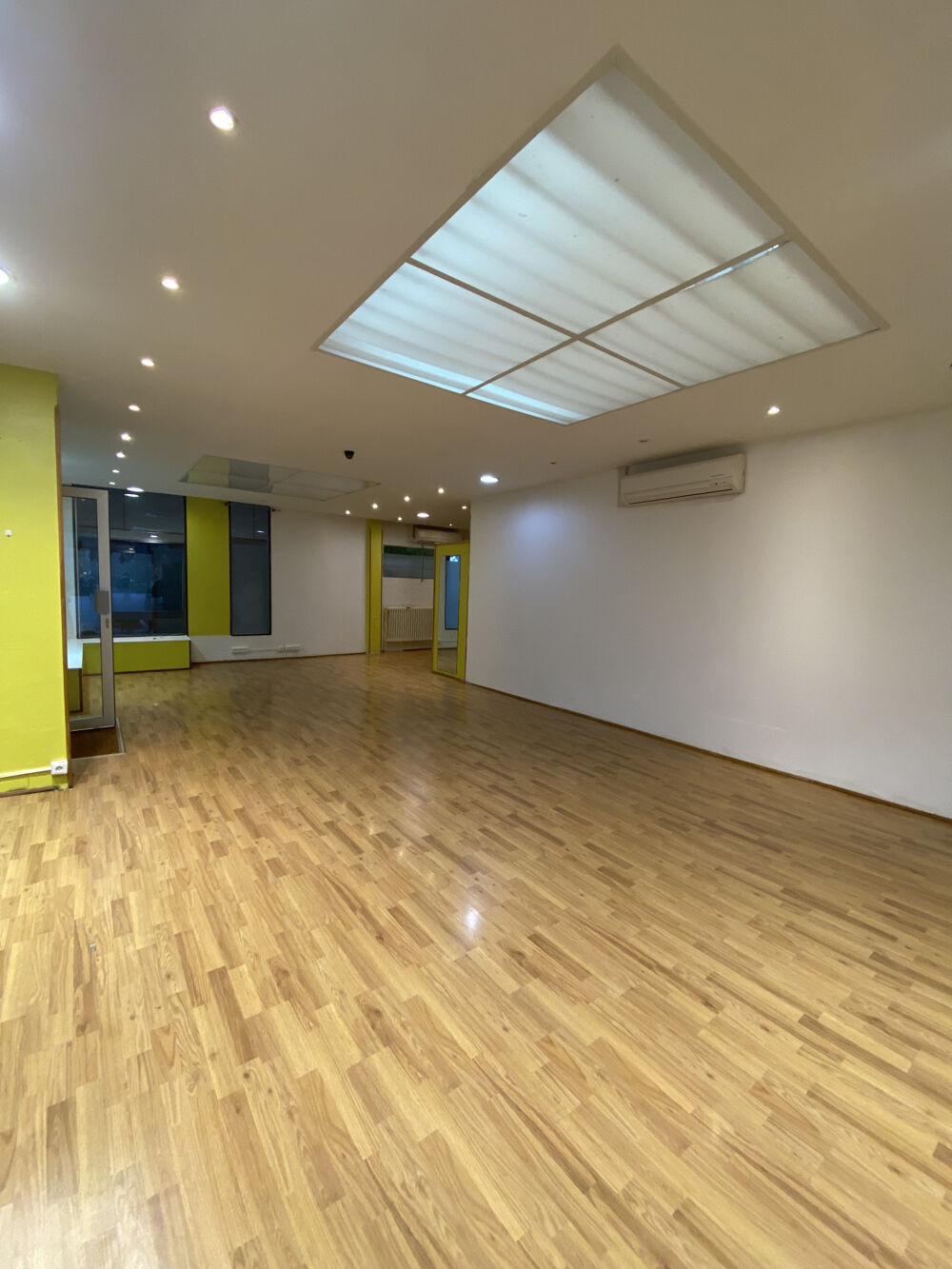 LOCAL COMMERCIAL - POITIERS TROIS CITES
