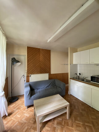  Appartement à louer 2 pièces 31 m²