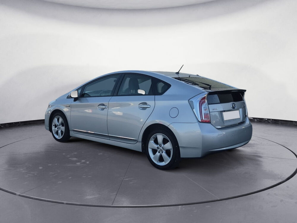 Prius MC 136h Dynamic 17 2015 occasion 83330 Le Beausset