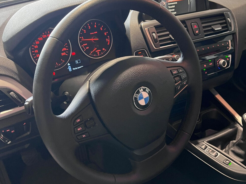 Serie 2 Cabriolet 220i 184 ch Sport 2015 occasion 83330 Le Beausset