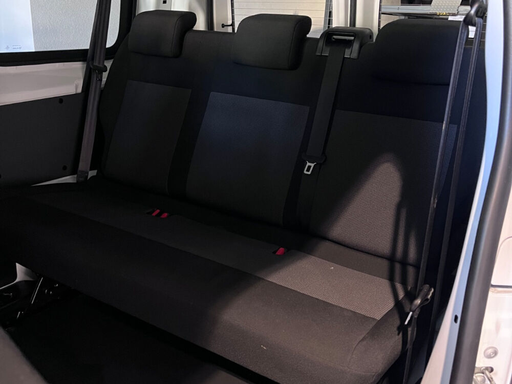 Vivaro -e Combi 300 L2 2022 occasion 83330 Le Beausset