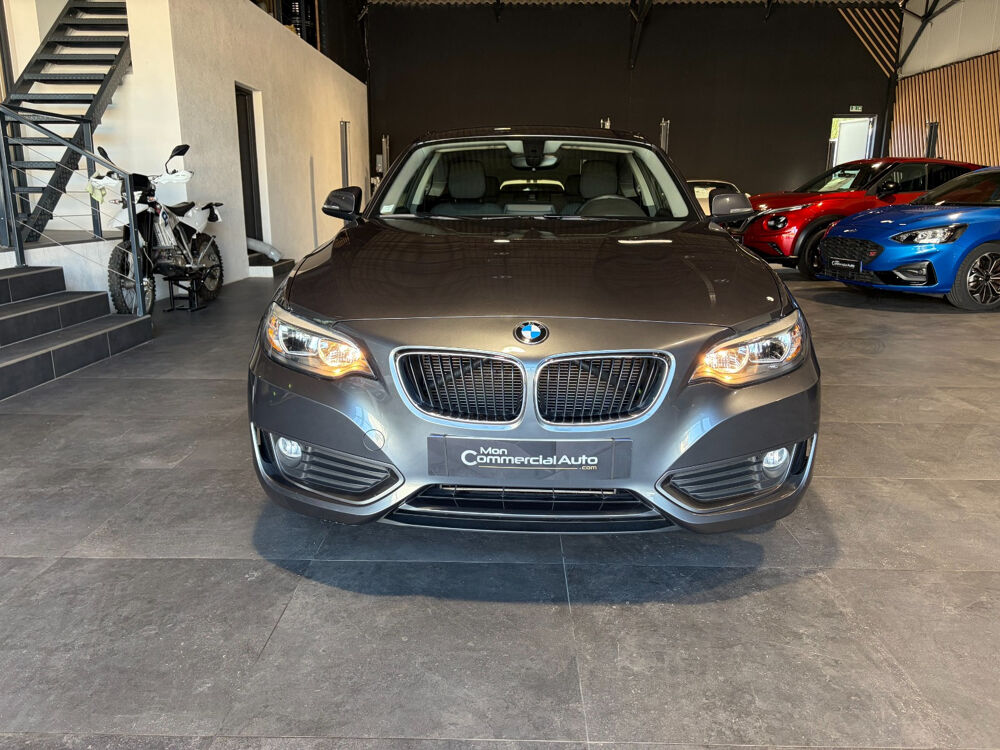 Serie 2 Coup&eacute; 220i 184 ch Lounge A 2015 occasion 83330 Le Beausset