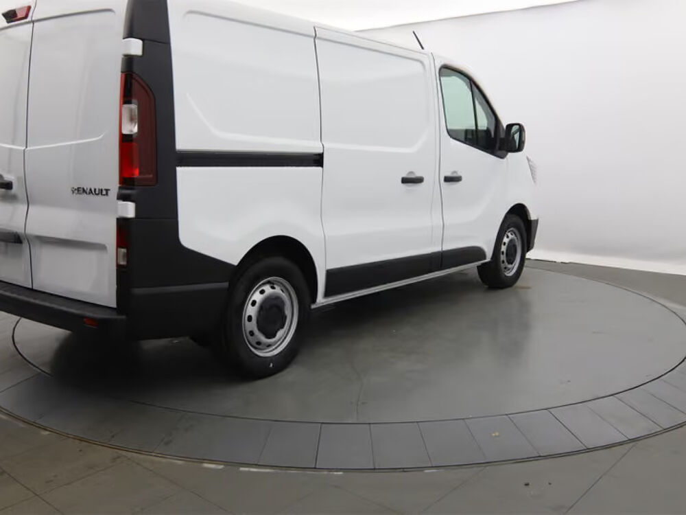 Trafic TRAFIC FGN L1H1 3000 KG BLUE DCI 150 ADVANCE 2026 occasion 83330 Le Beausset