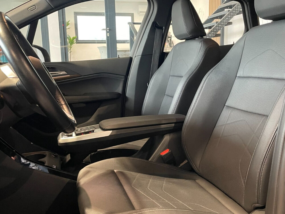 Serie 2 Active Tourer 218i 136 ch DKG7 Luxury 2024 occasion 83330 Le Beausset