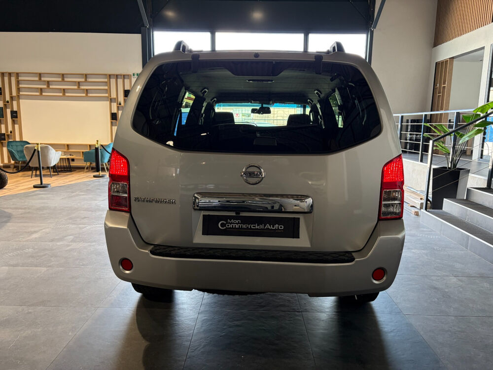 Pathfinder 2.5 dCi 171 7pl El&eacute;gance 2007 occasion 83330 Le Beausset