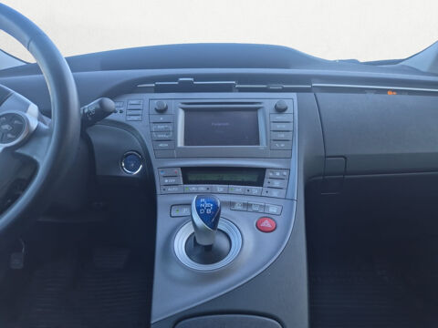 Prius MC 136h Dynamic 17 2015 occasion 83330 Le Beausset