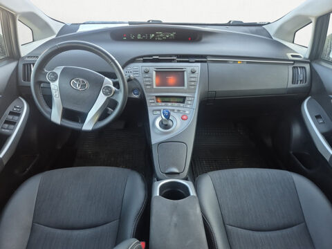 Prius MC 136h Dynamic 17 2015 occasion 83330 Le Beausset