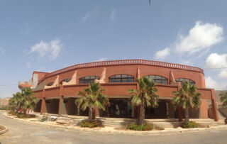  Maison � vendre 15 + pi�ces 2651 m� Arbaa sahel