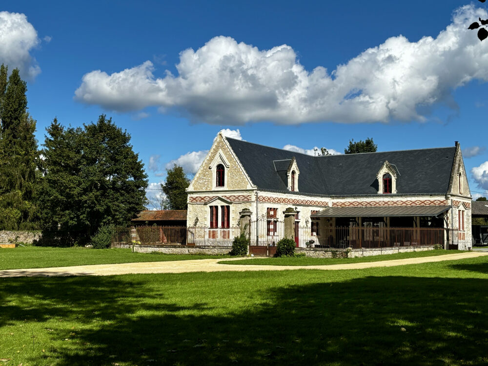  vendre  Proprit/chteau Angers (49100)