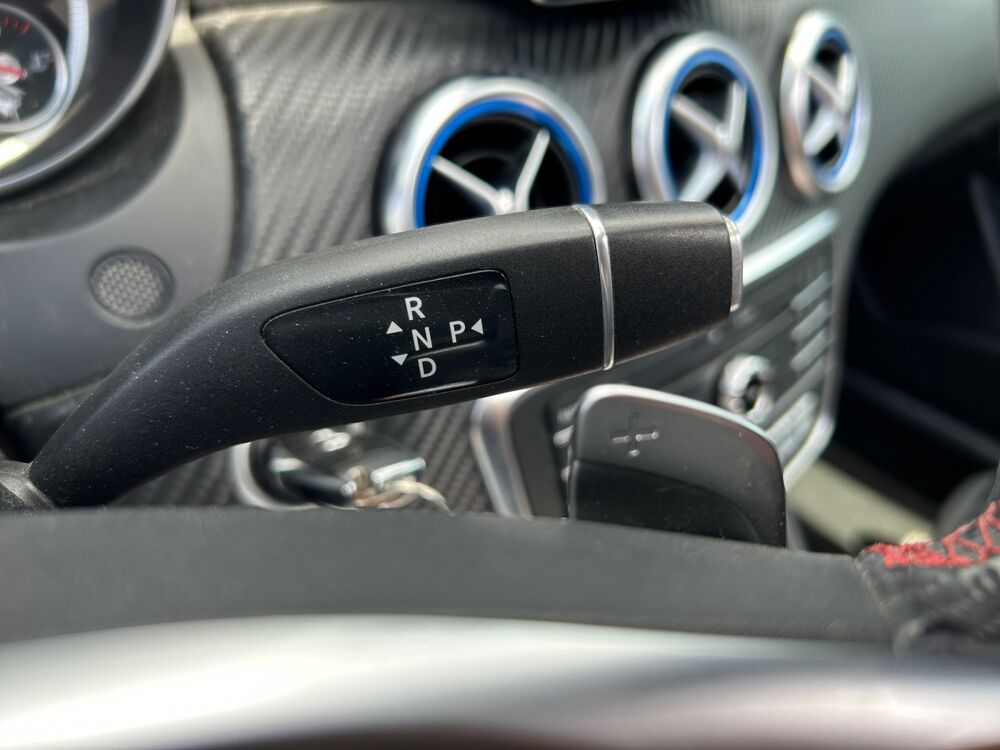 Classe A 2.2 A200 Cdi 135 ch Fascination Pack AMG /CarPlay/Toit Ouvra 2017 occasion 18000 Bourges
