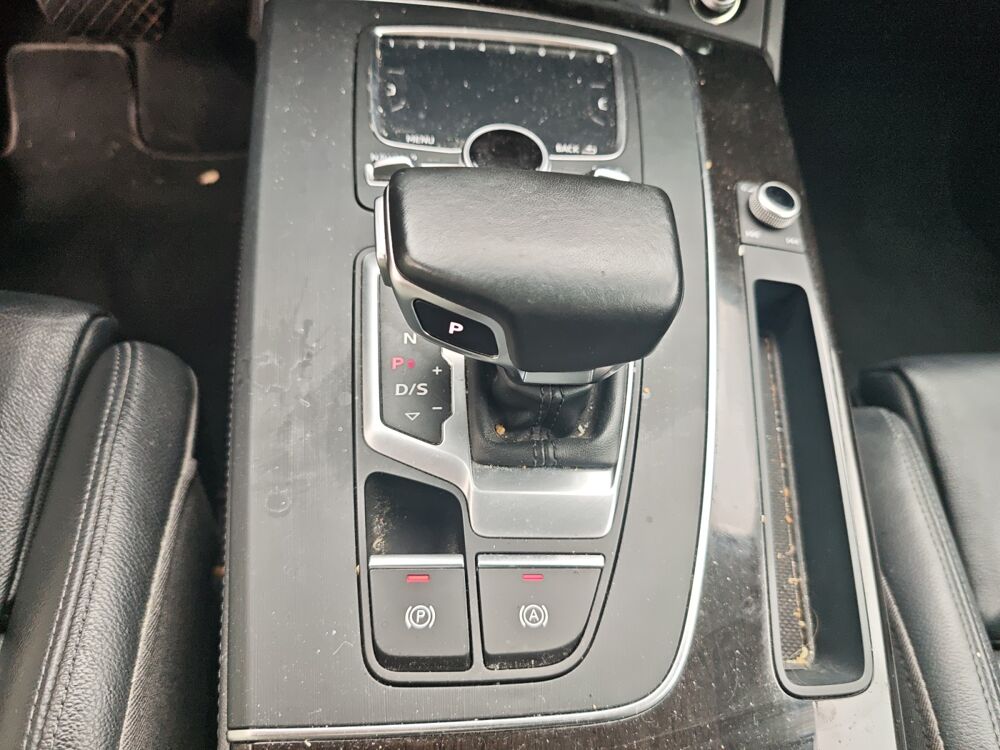 Q5 2.0 45 Tfsi 245 ch s tronic 7 Quattro Avus /toit ouvrant pan 2019 occasion 34000 Montpellier
