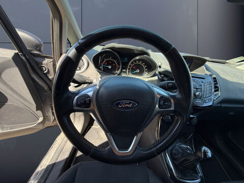 Fiesta 1.5 Tdci 95 ch titanium / Possibilit&eacute; 5 places / 1&egrave;re Main 2016 occasion 01150 Blyes