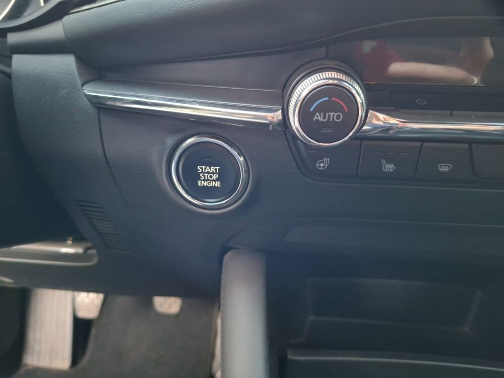 Mazda3 2.0 Skyactiv-x 180 ch Hybrid Mhev Exclusive Evap /Carplay /C 2020 occasion 83200 Le Revest-les-Eaux