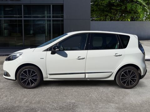Sc&eacute;nic III dCi 110 ch eco2 Bose Energy /Entretien complet Renault/B 2013 occasion 38300 Bourgoin-Jallieu