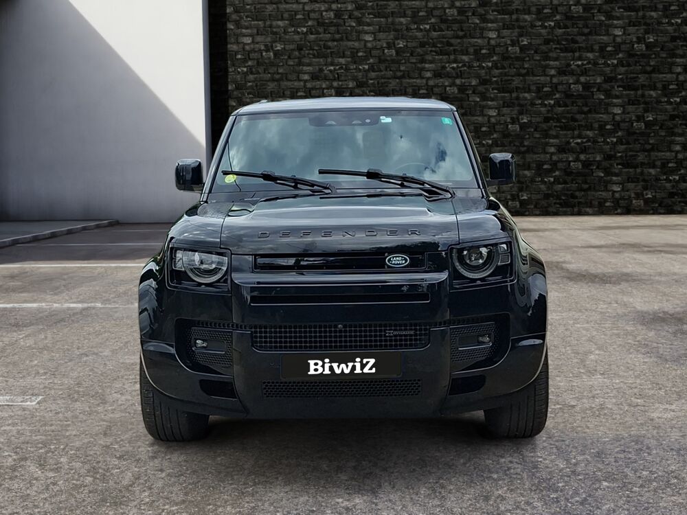 Defender Hardtop Societe 110 3.0 D250 250 ch Mhev SE 4wd Bva /Tva r&eacute;c 2023 occasion 43000 Le Puy-en-Velay