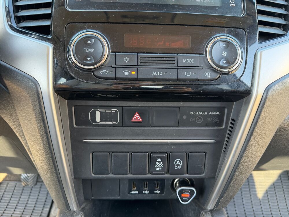 L200 Club Cab 2.2 Did 150 ch Intense 4wd /CarPlay et Android Auto 2021 occasion 38300 Bourgoin-Jallieu